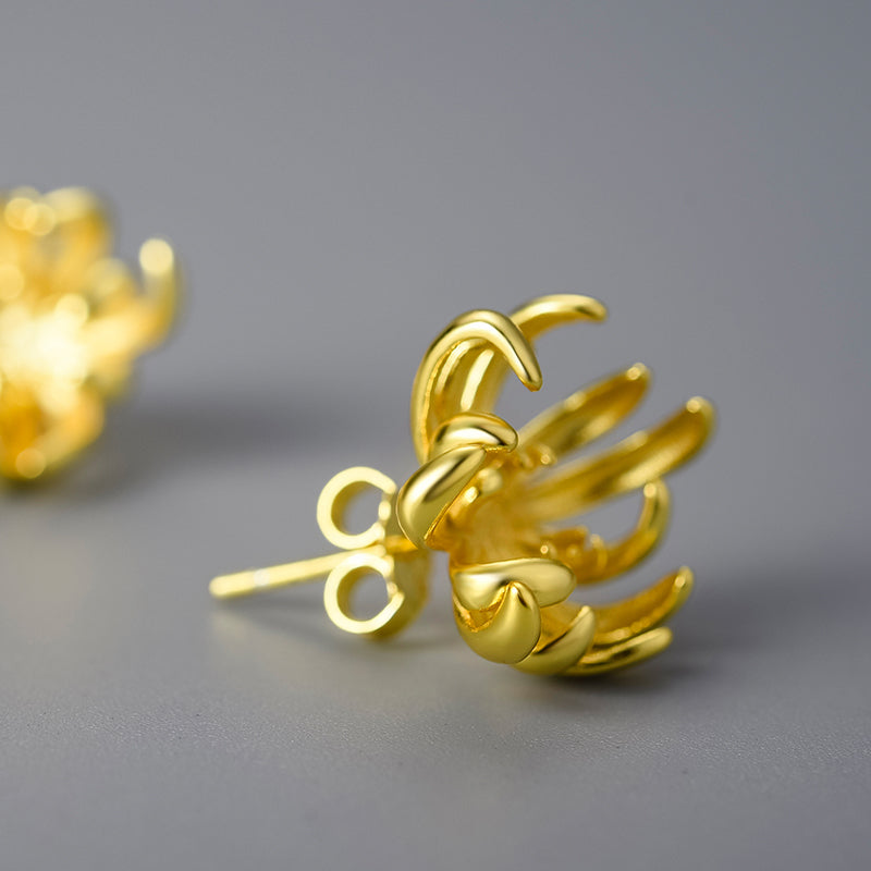 Chrysanthemum Studs.jpg